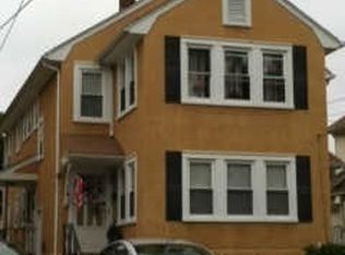 52 Franklin St, East Rockaway, NY 11518