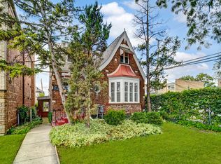 7114 S Mozart St, Chicago, IL 60629