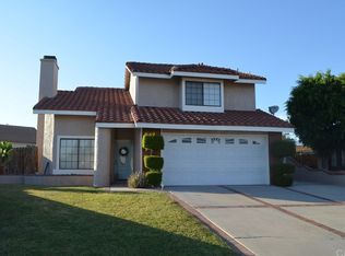 6758 Emerald Ct, Fontana, CA 92336
