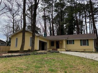 299 Hokes Pl, Lilburn, GA 30047