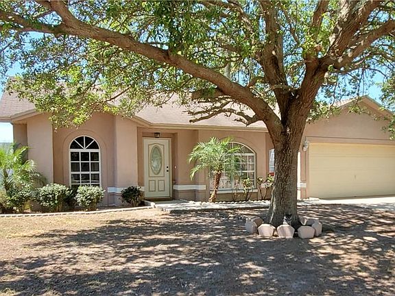 3rd image of 1545 Laurel Meadows Dr