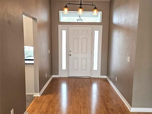 3rd image of 4284 Ventana Blvd