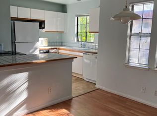 1025 Via Zapata Ave #201, Riverside, CA 92506