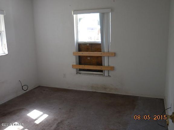 4th image of 535 Park Dr