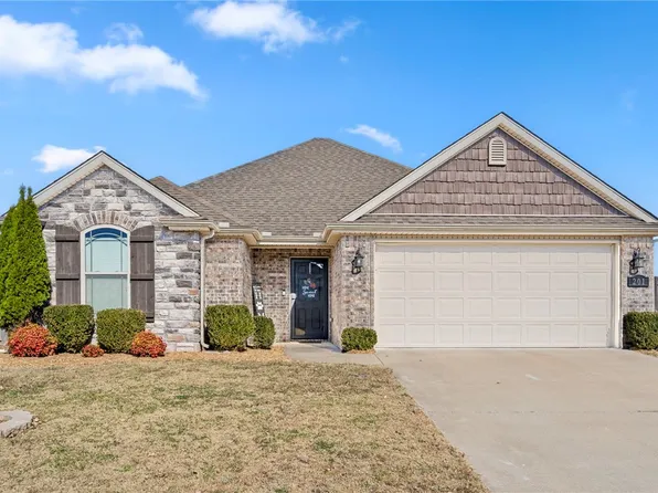 201 Genoa Way, Centerton, AR 72719