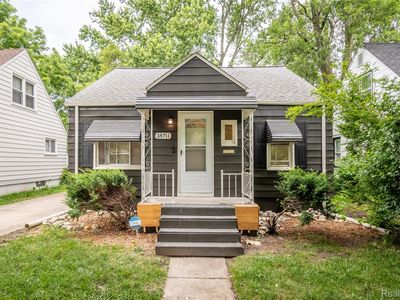 18711 Dalby St, Livonia, MI, 48240