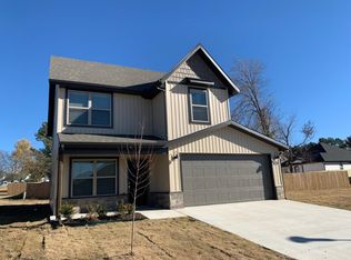 2505 S East St, Rogers, AR 72758