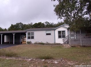 1014 Arcadia Dr, Canyon Lake, TX 78133
