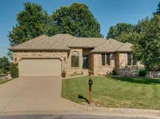 5106 S Wanda Gray Ave, Springfield, MO 65810