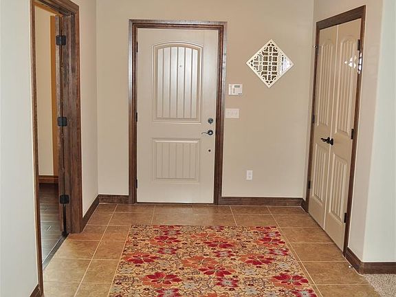 3rd image of 8433 NW 141st Cir