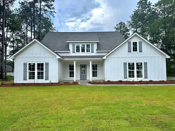 1711 Jimmy St, Adel, GA 31620