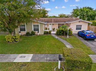 12121 SW 106th St, Miami, FL 33186