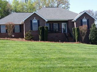 3144 Highway 11 W, Surgoinsville, TN 37873