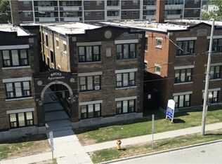 46 College St, Kitchener, ON N2H 5A1