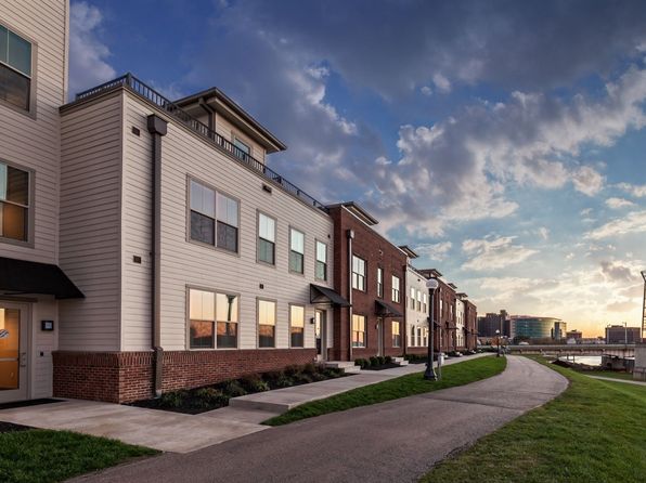 427 Water St #213