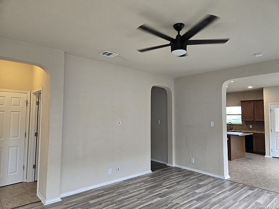 3rd image of 4431 Ashbel