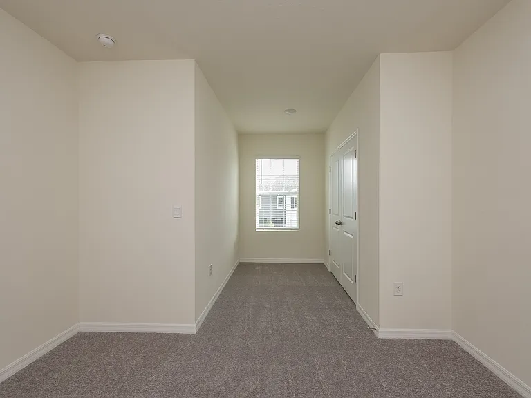 2963 Suncoast Plains Dr — Photo 9