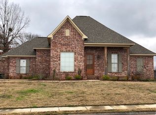 152 Hampton Hills Blvd, Canton, MS 39046