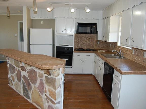 3rd image of 1421 Milrany Ln