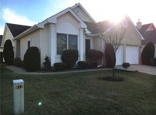7 Westboro Ln, Monroe Township, NJ 08831