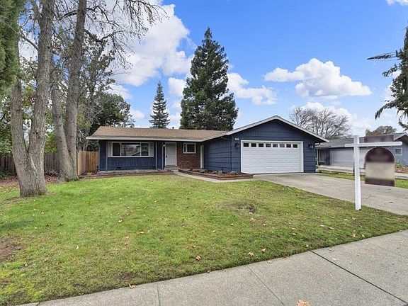 3rd image of 9056 Talisman Dr