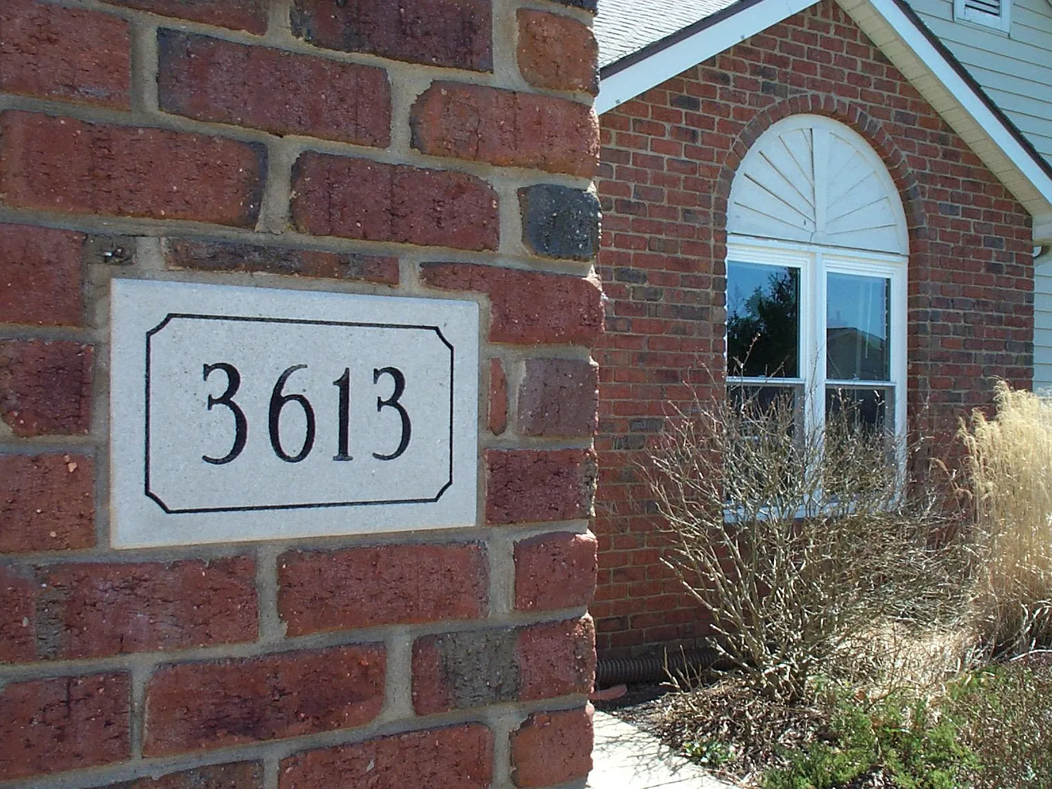 4 bed, 2198 sqft, $2,650 — Photo 3