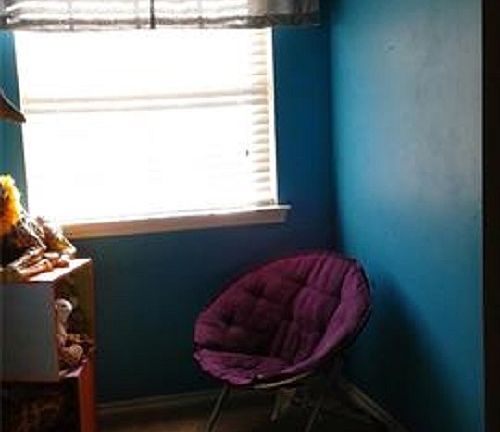 5th image of 1001 Lynhurst Ln