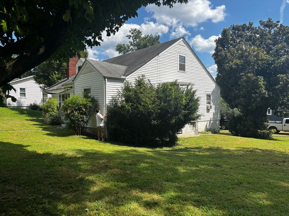 1411 Donelson Ave