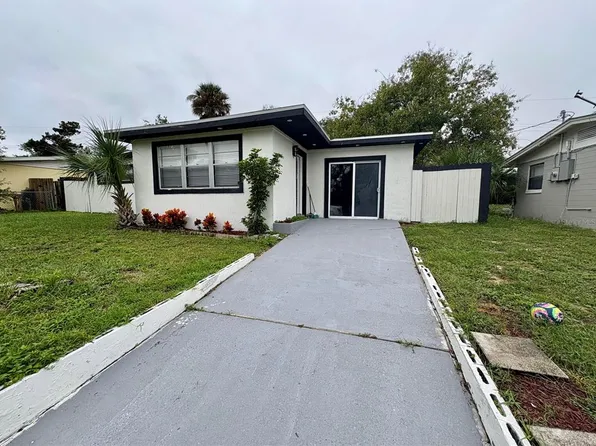 1122 Lewis Dr, Daytona Beach, FL 32117