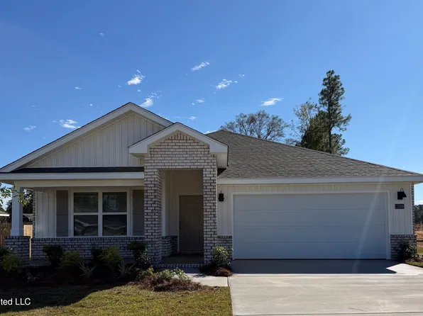 17509 Sycamore St, Gulfport, MS 39503
