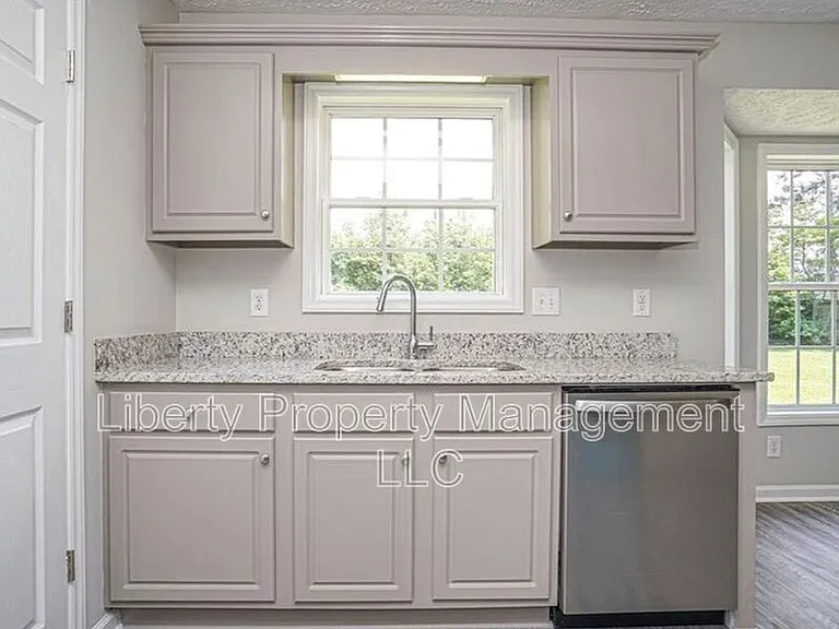 1517 Clan Campbell Dr — Photo 8