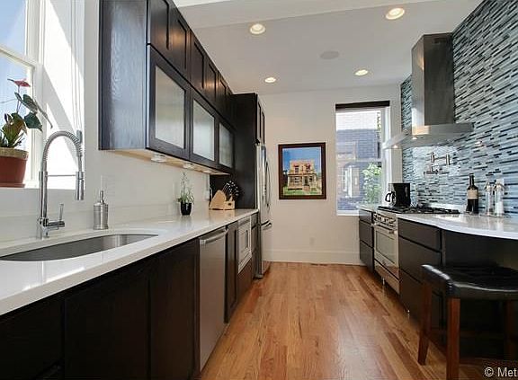5th image of 2827 Champa St