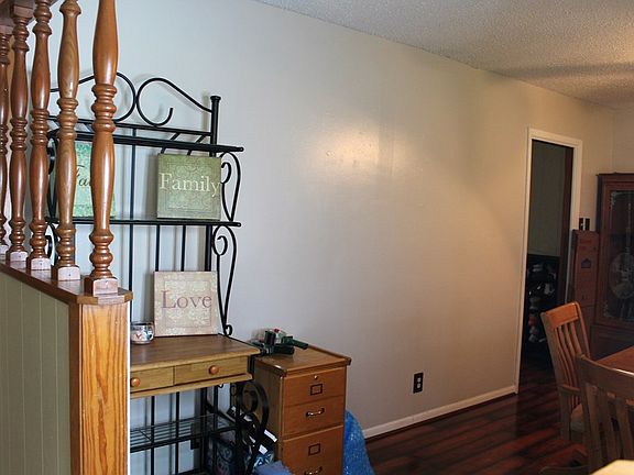 3rd image of 609 Egret Dr