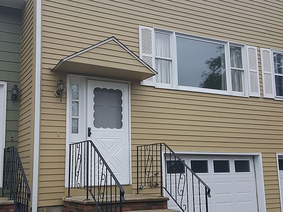 2nd image of 2 Pine Isle Dr #C