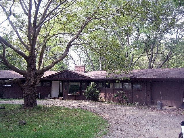 1st image of 1937 Southwestern Dr