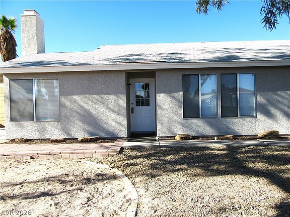 4th image of 4406 Hawthorne Way
