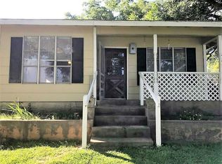 431 Larson Dr, Kingsland, TX 78639