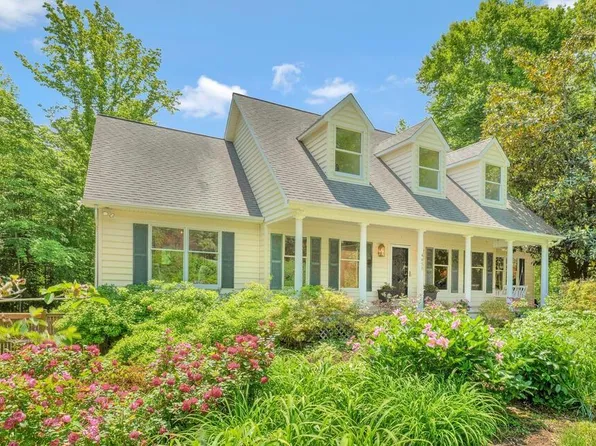 4450 Bristol Dr, Chesapeake Beach, MD 20732