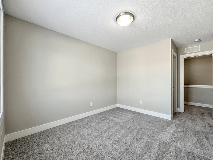 1404 NE Primrose Ln — Photo 7
