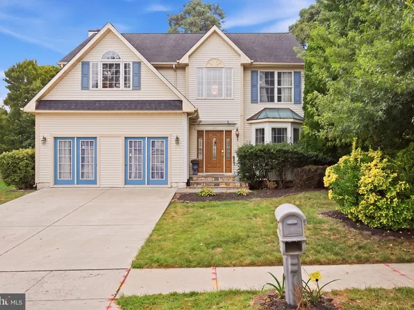 1017 Morgan Station Dr, Severn, MD 21144