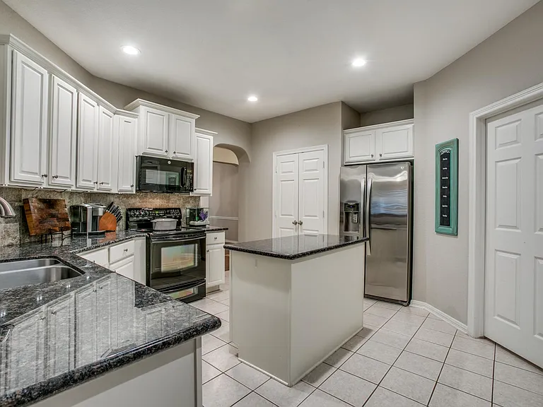 21226 Willow Glade Dr — Photo 13