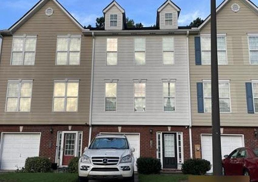 1st image of 1732 Redan E #28