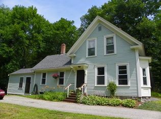 14 N Main St, Newton, NH 03858