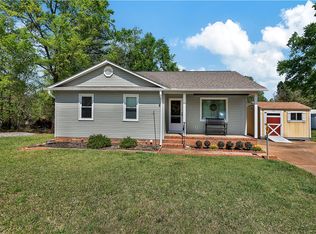 563 Breazeale Rd, Liberty, SC 29657