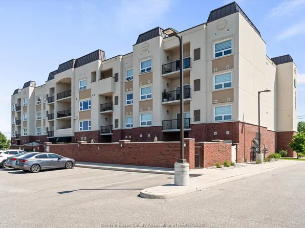 7887 Edgar St #205, Windsor, ON N8S 4S6