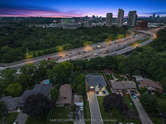 4th image of 1750 Lincolnshire Blvd