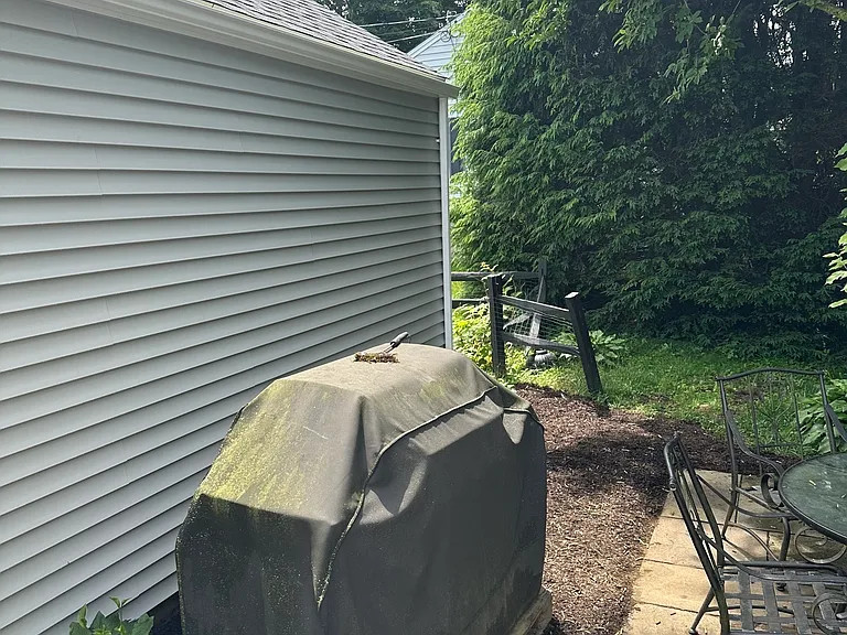 54 Randall Dr — Photo 9