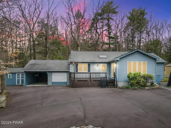 15 Birch Dr, Lakeville, PA 18438