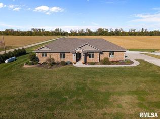 15758 N 2120th Ave, Geneseo, IL 61254
