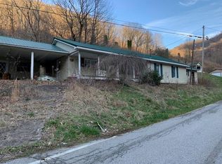 6691 State Route 3379, Harold, KY 41635